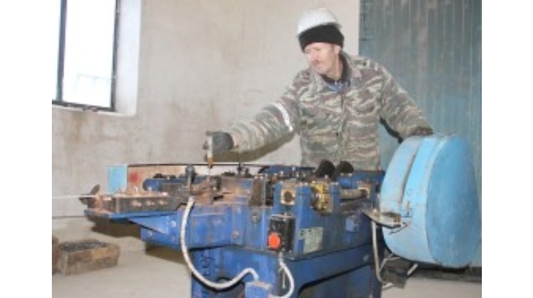 Станок для вытворчасці цвікоў